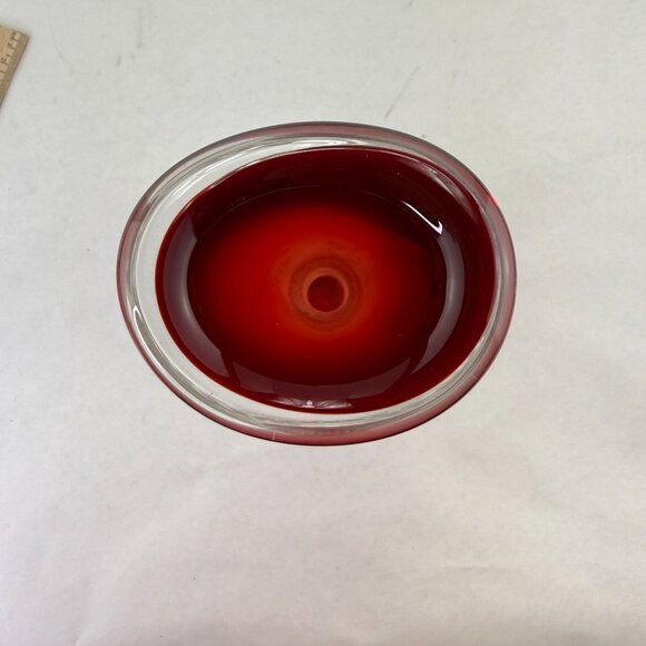 Vintage Aseda Glasbruk Red & Clear Art Glass Vase With Controlled Bubbles - Picture 5 of 10